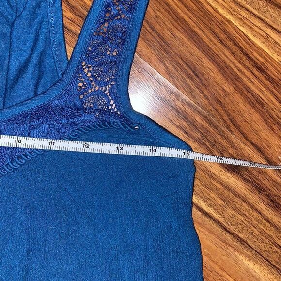 Taylor & Sage Blue Lace Tank Women's Size Large - Picture 6 of 8